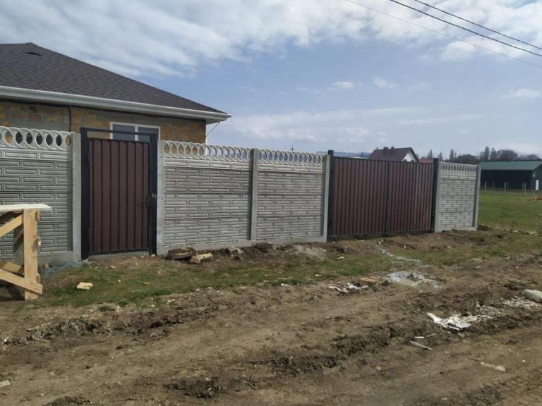Кровельный работы и ворота в частном доме фото